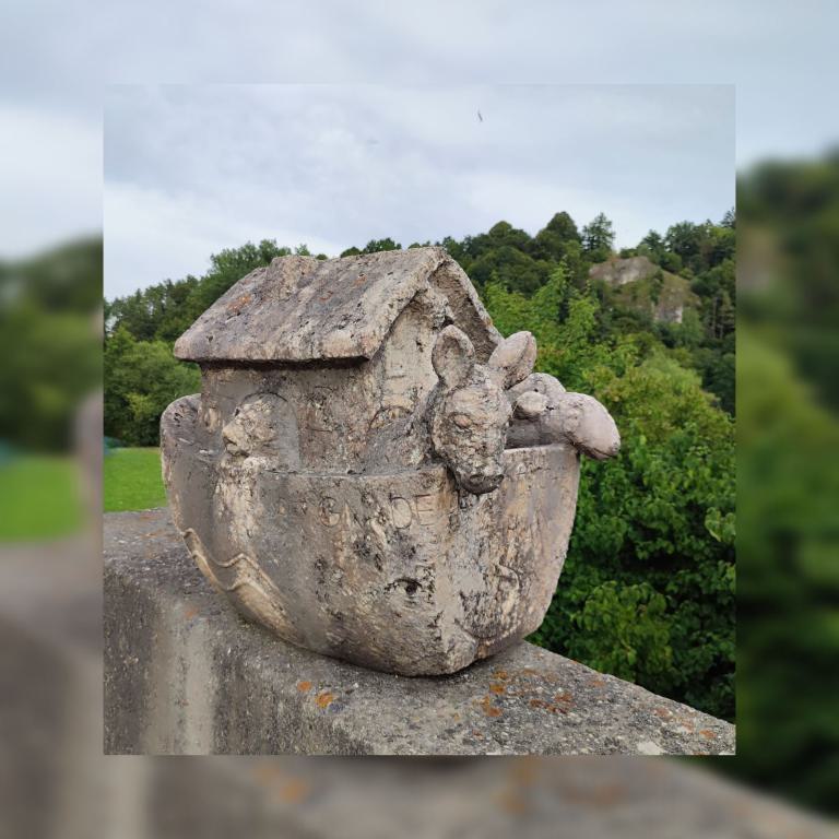 Figuren der Arche Noah von Gisela Walch