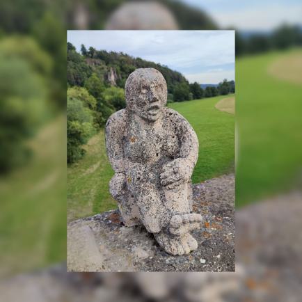 Figuren der Arche - hier Haikal - von Gisela Walch